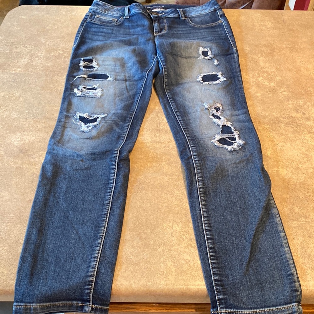 Womens Maurices jeans jeggings like style size medium short inseam about 28.5”